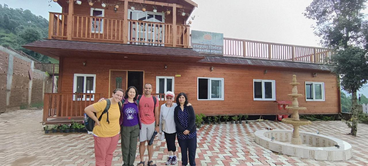 Vanprastha Resorts Dwarahat Екстериор снимка