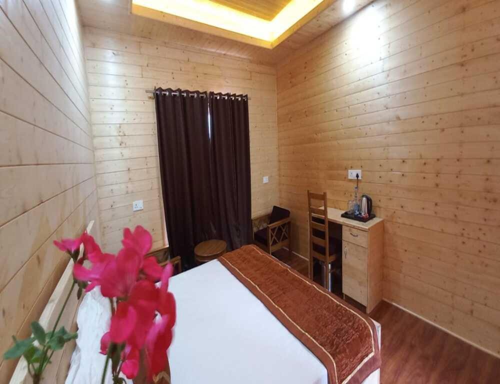 Vanprastha Resorts Dwarahat Екстериор снимка