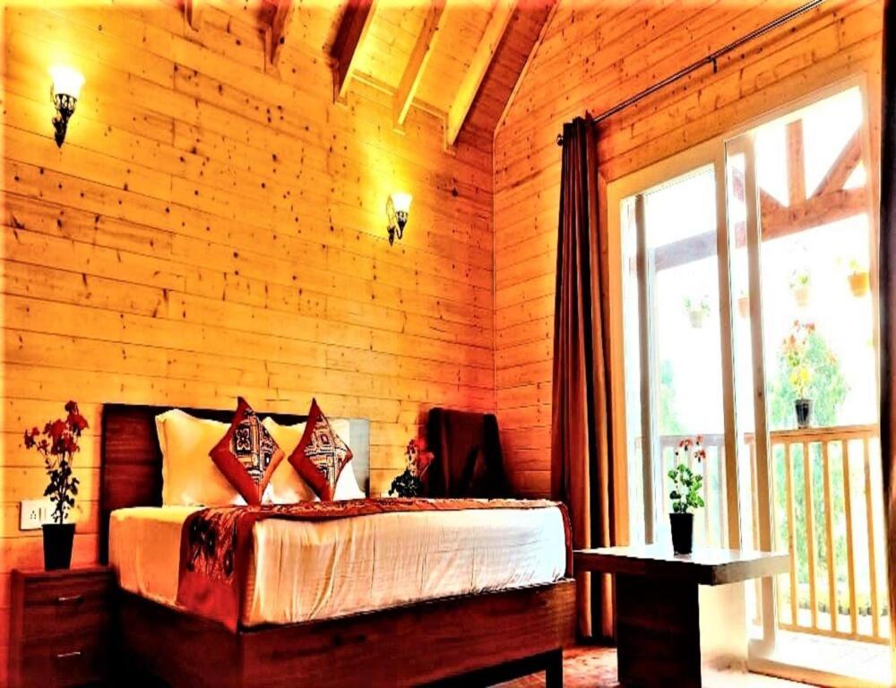 Vanprastha Resorts Dwarahat Екстериор снимка