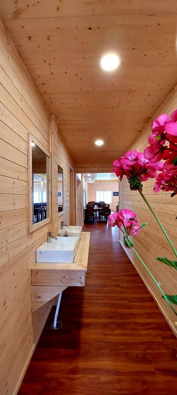 Vanprastha Resorts Dwarahat Екстериор снимка